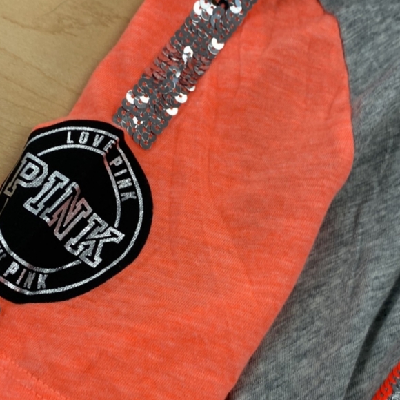PINK Victoria's Secret Bling Sequin Heather Gray Orange Perfect Tee NWT Large - Picture 8 of 9